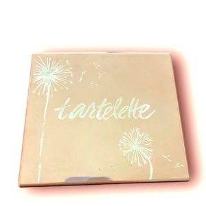 Tarte Amazonian eyeshadow palette